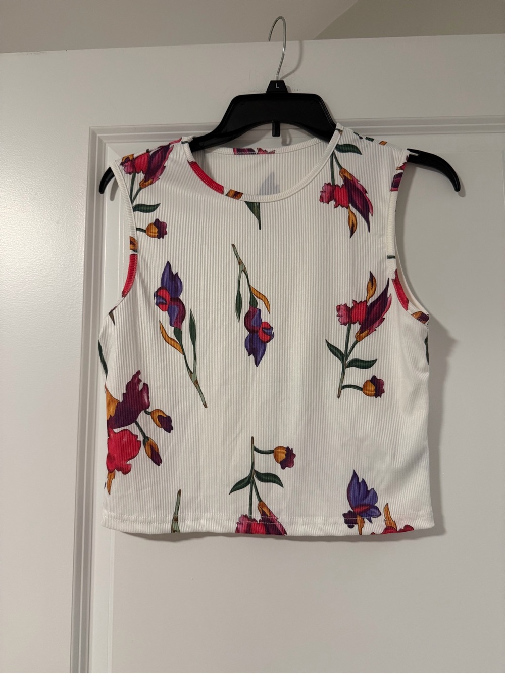 Sleeveless White Floral Ribbed Tank Top size L
